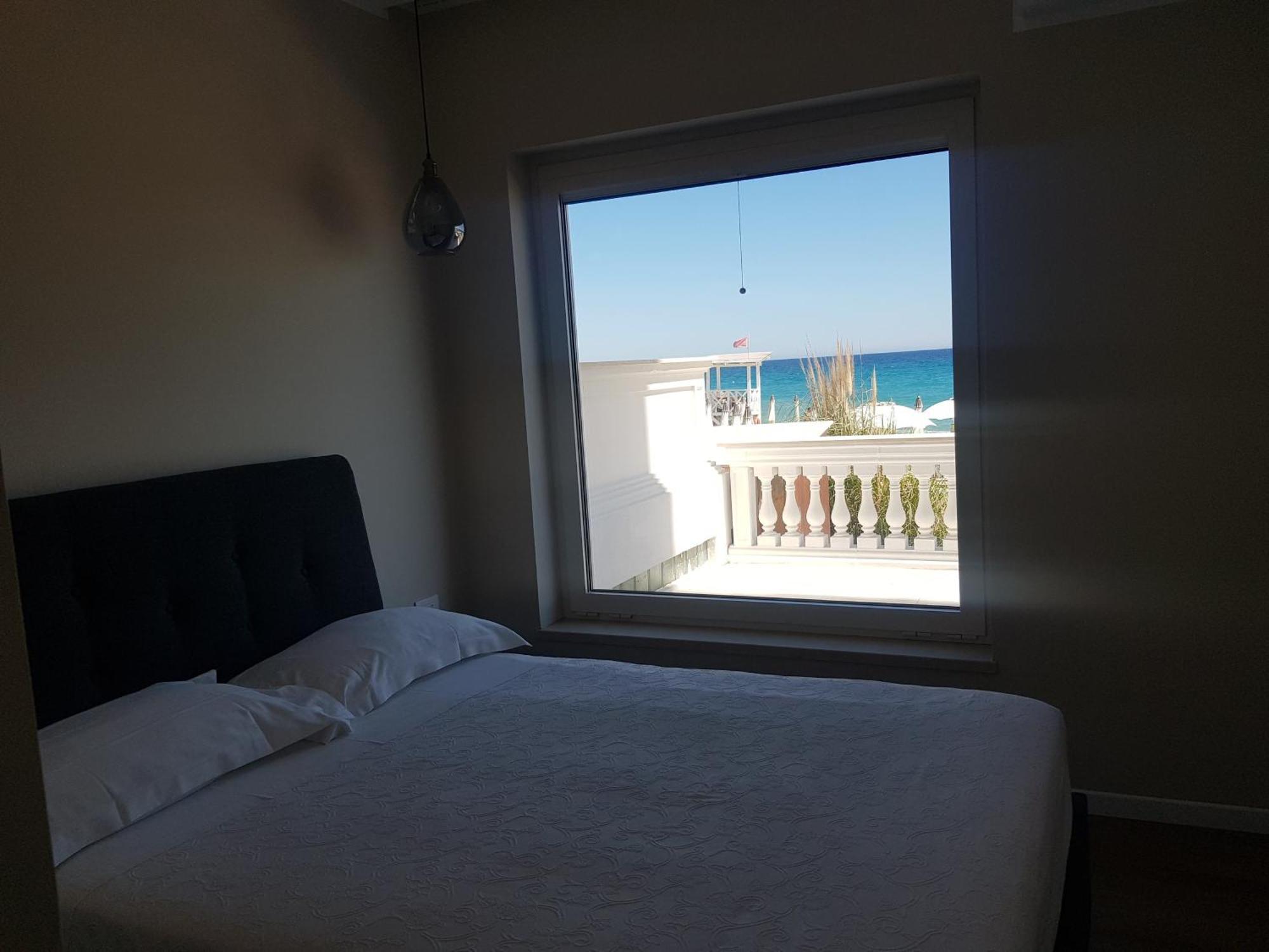 Blu Sea Apartments Pietra Ligure Eksteriør bilde
