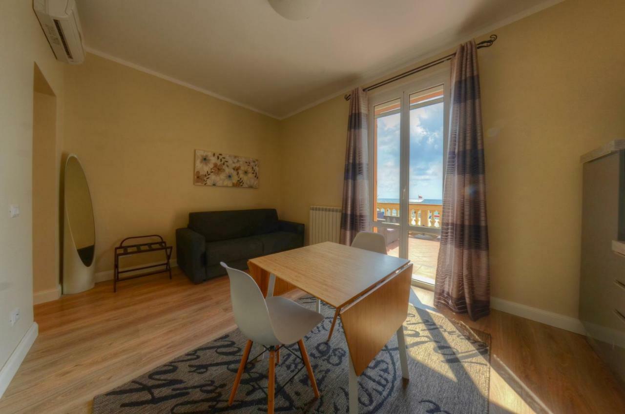 Blu Sea Apartments Pietra Ligure Eksteriør bilde